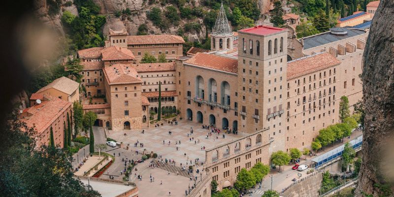 Montserrat tour