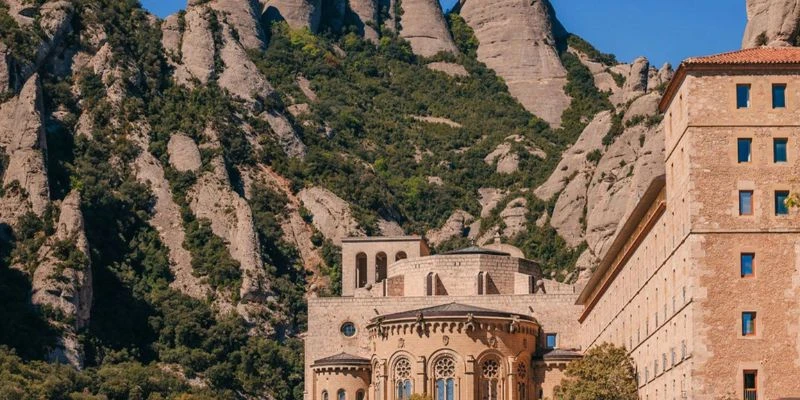 How to Visit Montserrat with a Private Tour from Barcelona