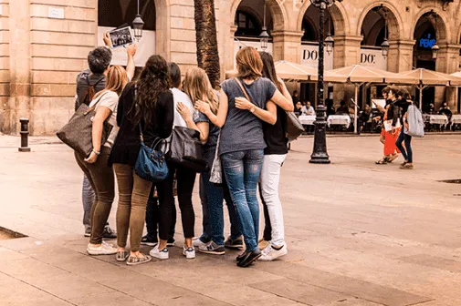 5 places to meet locals while travelling
