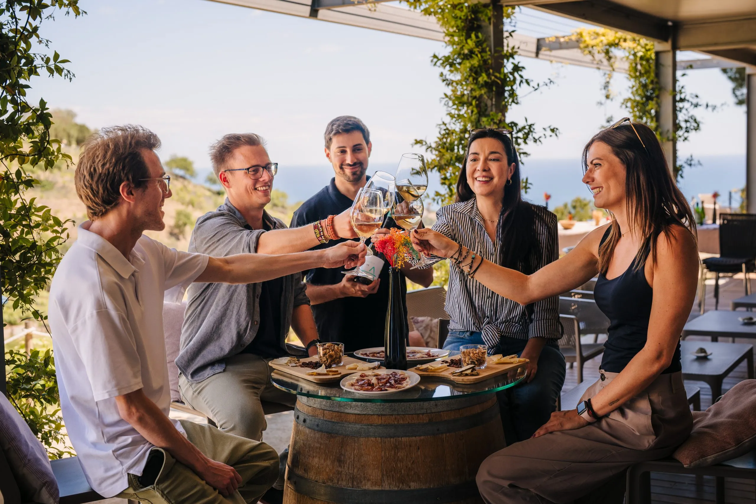 Sailing Trip from Barcelona to the Vineyards & Wine Tasting 