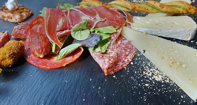 Typical restaurants in central Madrid you must visit