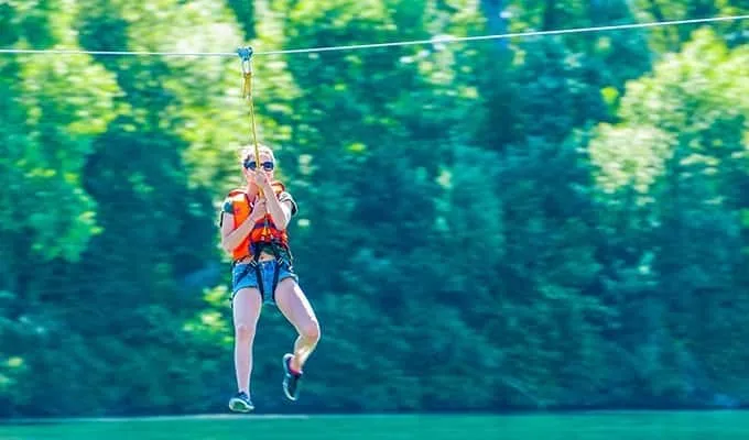 Ziplines in Barcelona: Enjoy with family or with friends!