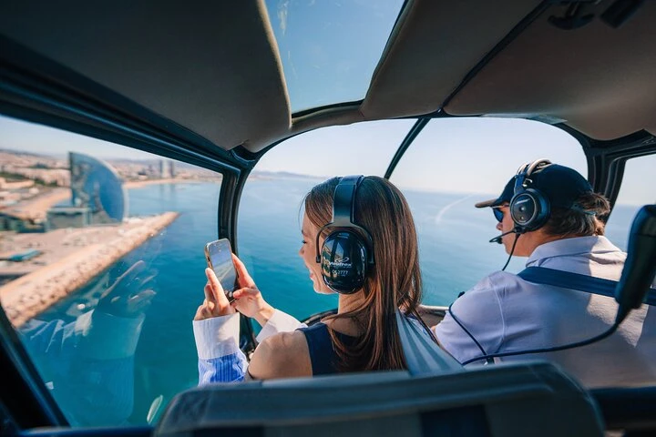 Private Tour: Barcelona 360º: Land, Sea & Air