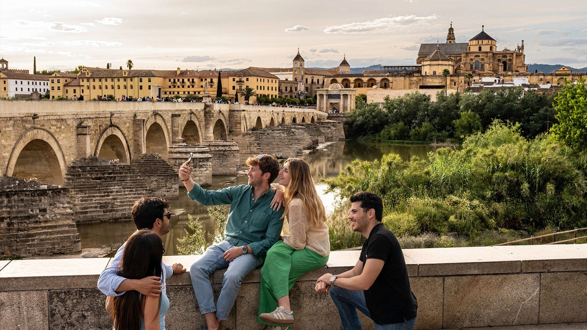 Private Tour: Córdoba Full-Day Experience by High-Speed Train