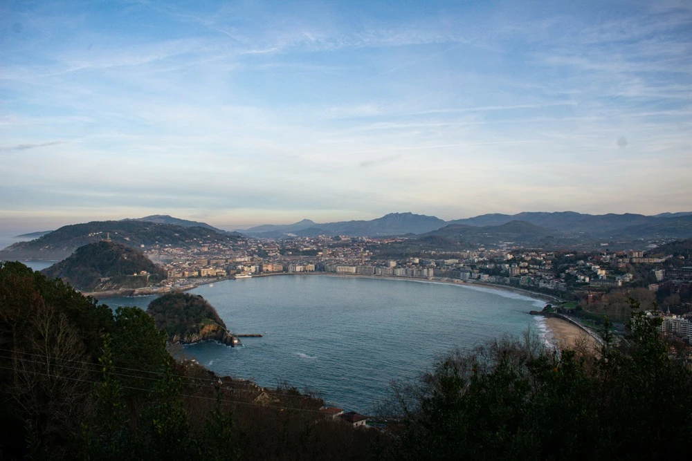 Private Tour: San Sebastián Essentials: Art, History & Coastal Beauty